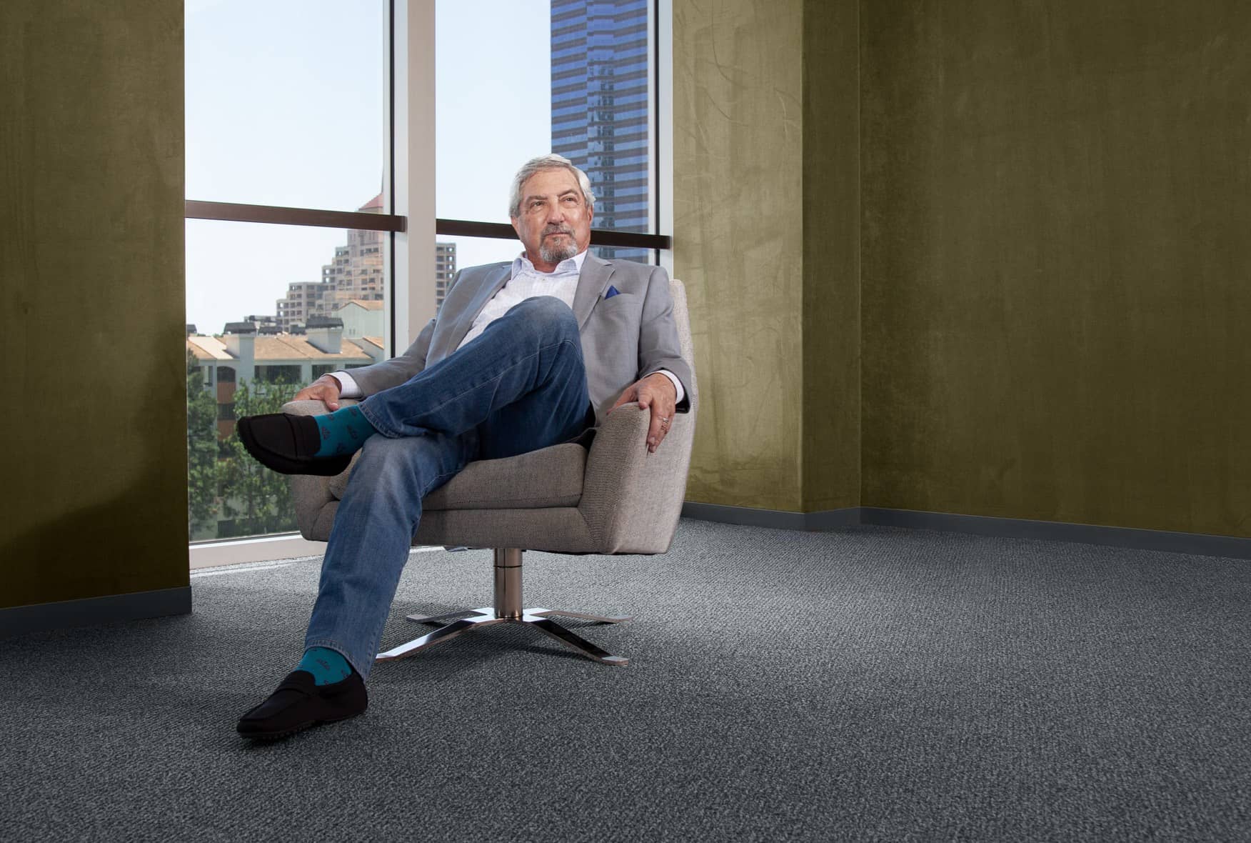Signature Resolution mediators and arbitrators have decades of experience including The Hon. Louis M. Meisinger.